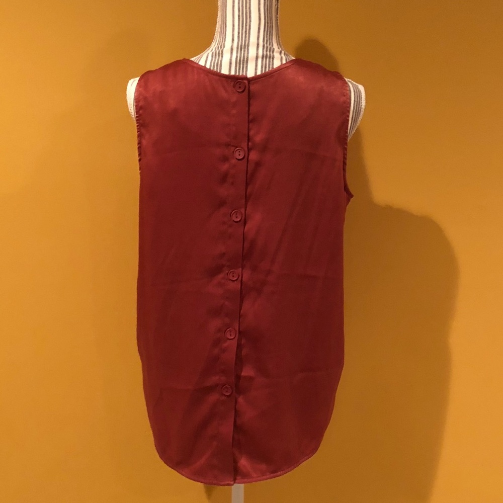 Native Youth High Low Button Back Tank - Picture 6 of 8